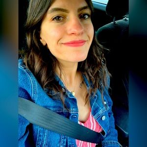 Meet your Posher, Emily